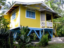 CASA AMARILLA